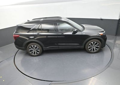 2022 Ford Explorer ST-Line