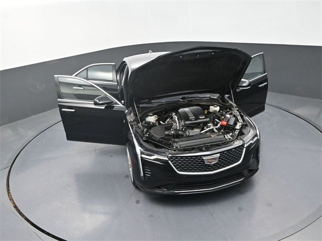 2024 Cadillac CT4 Premium Luxury