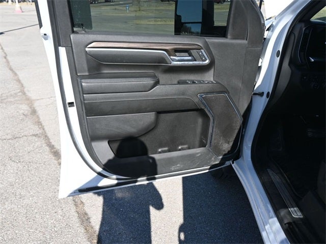 2024 Chevrolet Silverado 3500HD LT DUALLY