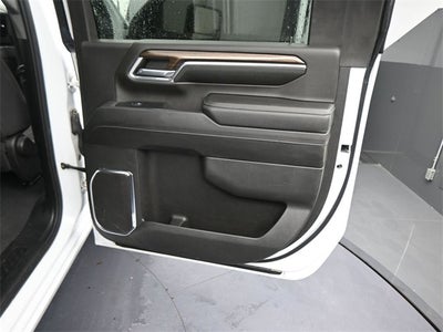 2024 Chevrolet Silverado 3500HD LT DUALLY