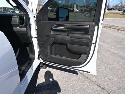 2024 Chevrolet Silverado 3500HD LT DUALLY