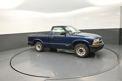 2002 Chevrolet S-10 Base