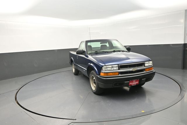 2002 Chevrolet S-10 Base