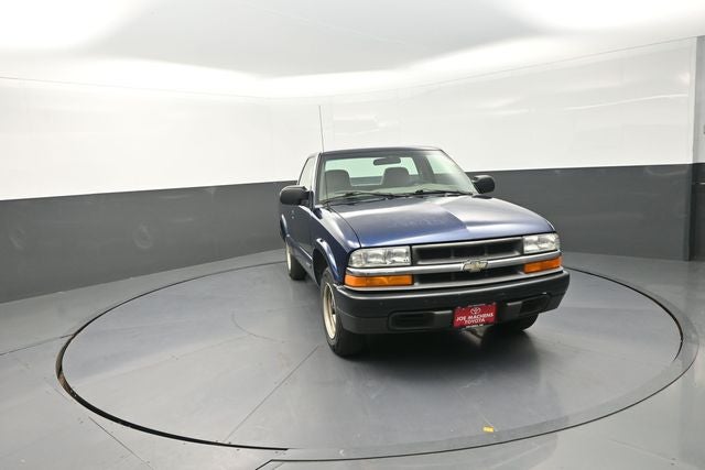 2002 Chevrolet S-10 Base