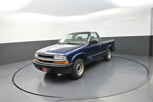 2002 Chevrolet S-10 Base
