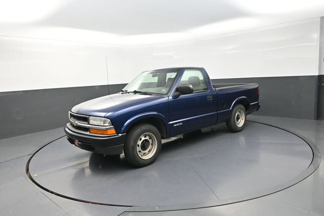 2002 Chevrolet S-10 Base