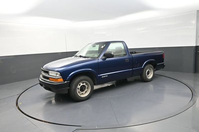 2002 Chevrolet S-10 Base