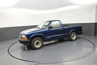 2002 Chevrolet S-10 Base