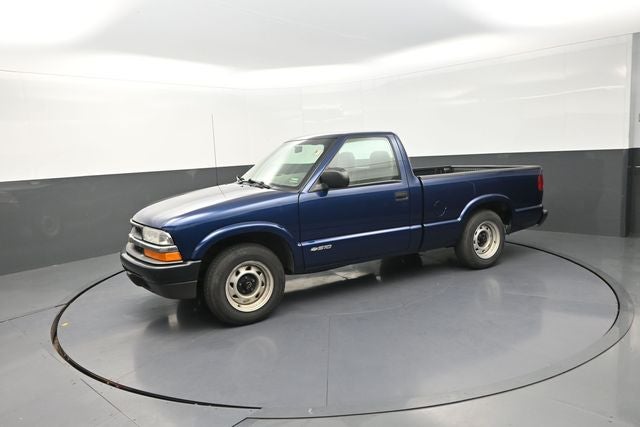 2002 Chevrolet S-10 Base