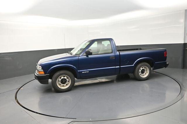 2002 Chevrolet S-10 Base