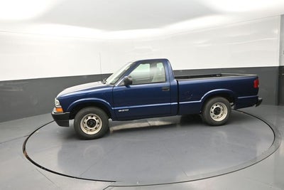 2002 Chevrolet S-10 Base
