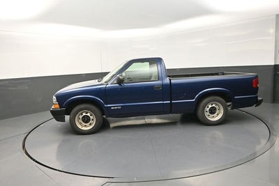 2002 Chevrolet S-10 Base