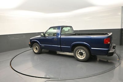 2002 Chevrolet S-10 Base