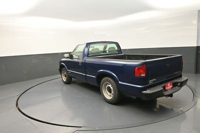 2002 Chevrolet S-10 Base