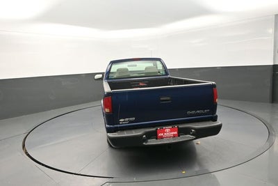 2002 Chevrolet S-10 Base