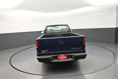 2002 Chevrolet S-10 Base