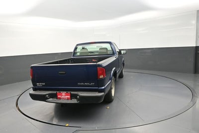 2002 Chevrolet S-10 Base