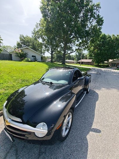 2004 Chevrolet SSR Base
