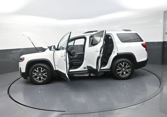2022 GMC Acadia SLE