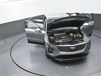 2024 Cadillac XT4 Premium Luxury