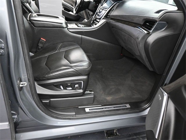 2019 Cadillac Escalade Platinum Edition