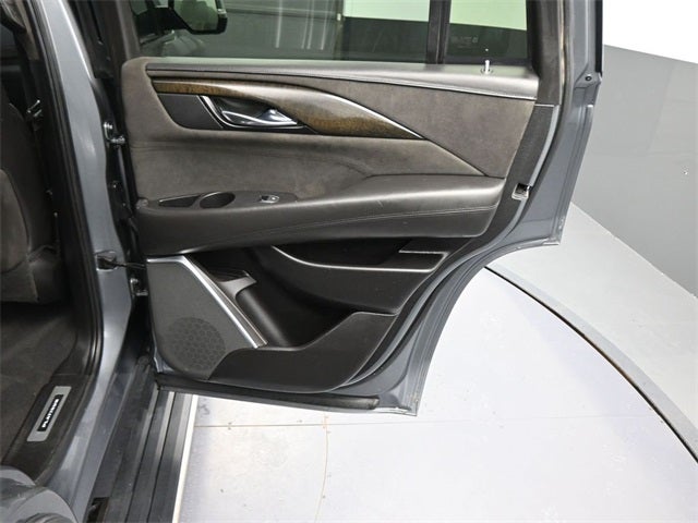 2019 Cadillac Escalade Platinum Edition