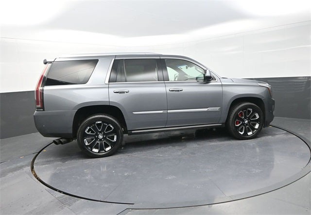 2019 Cadillac Escalade Platinum Edition