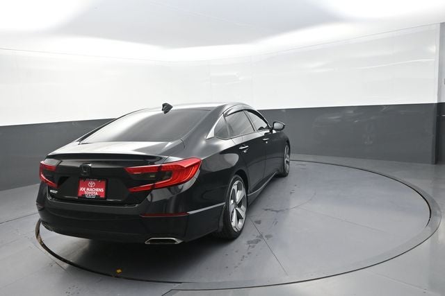 2019 Honda Accord Touring 2.0T
