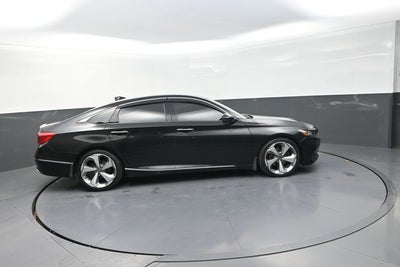 2019 Honda Accord Touring 2.0T