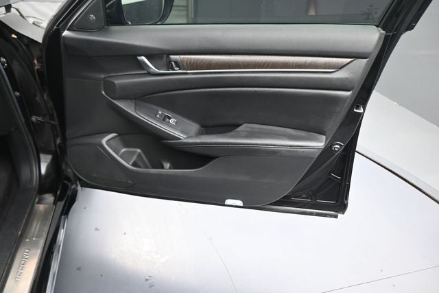 2019 Honda Accord Touring 2.0T