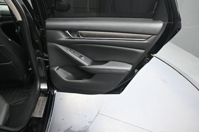 2019 Honda Accord Touring 2.0T