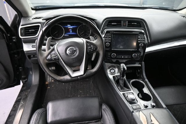 2017 Nissan Maxima SR