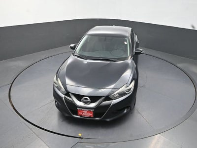 2017 Nissan Maxima SR