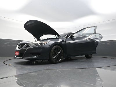 2017 Nissan Maxima SR