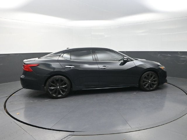 2017 Nissan Maxima SR