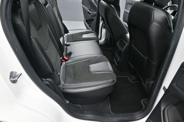 2023 Ford Edge ST