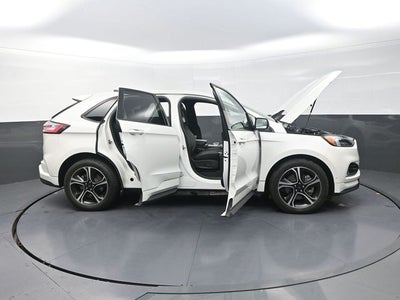 2023 Ford Edge ST