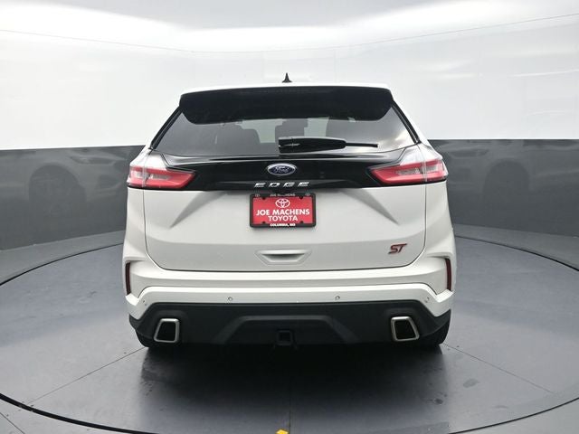 2023 Ford Edge ST