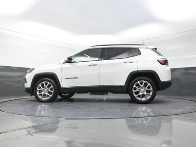2023 Jeep Compass Latitude Lux