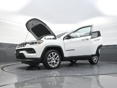 2023 Jeep Compass Latitude Lux