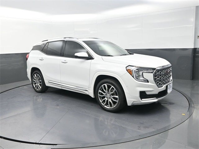 2023 GMC Terrain Denali