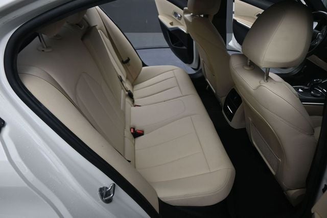 2021 BMW 3 Series 330i