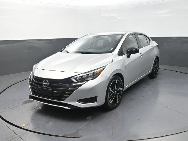 2024 Nissan Versa 1.6 SR