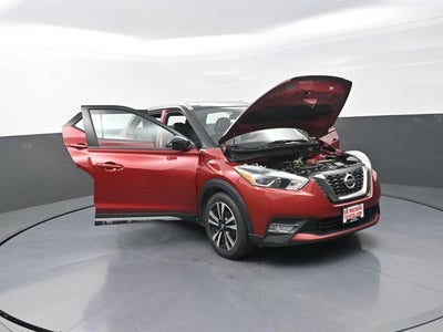 2019 Nissan Kicks SR