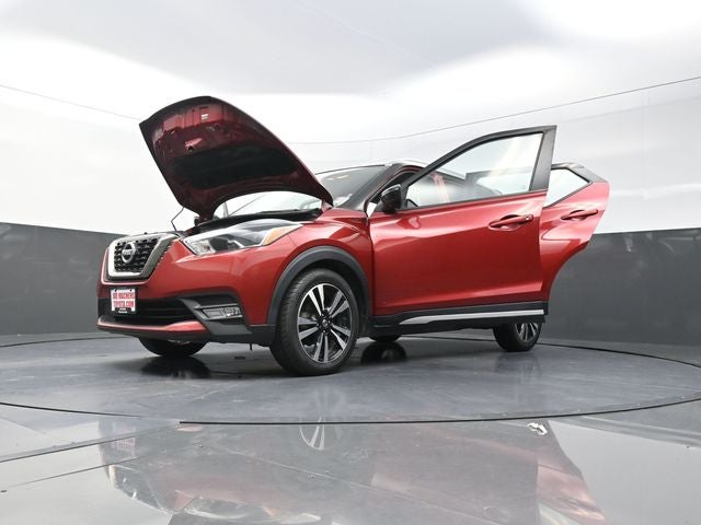 2019 Nissan Kicks SR