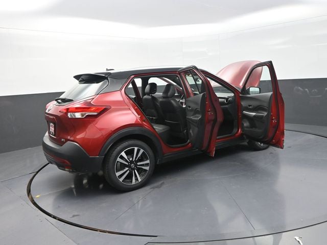 2019 Nissan Kicks SR