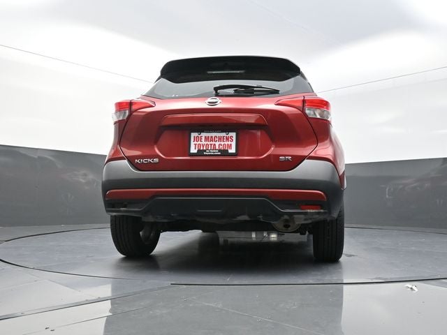 2019 Nissan Kicks SR