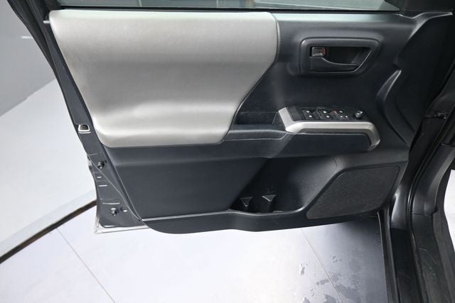 2019 Toyota Tacoma SR5 V6