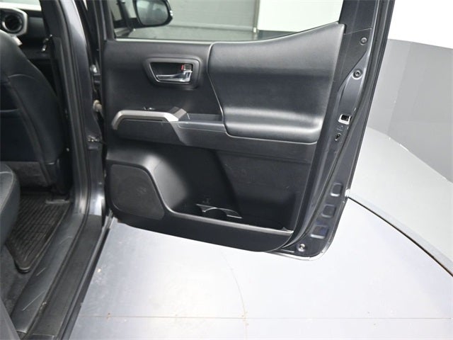 2021 Toyota Tacoma Limited V6