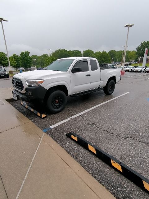 2022 Toyota Tacoma SR